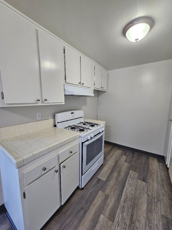 Foto del edificio - 1135 W I St