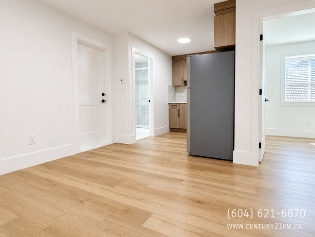 Photo du bâtiment - 8227 14th Ave