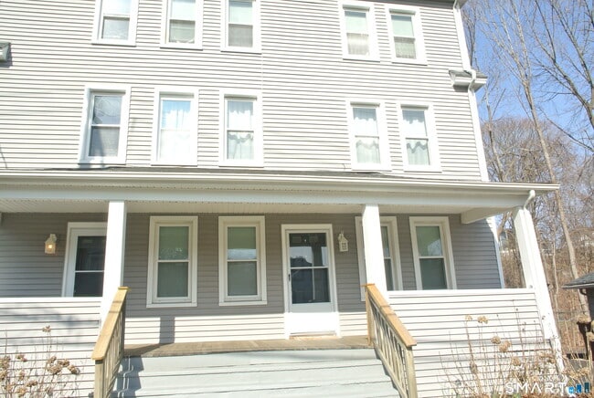 Building Photo - 115 Maltby St