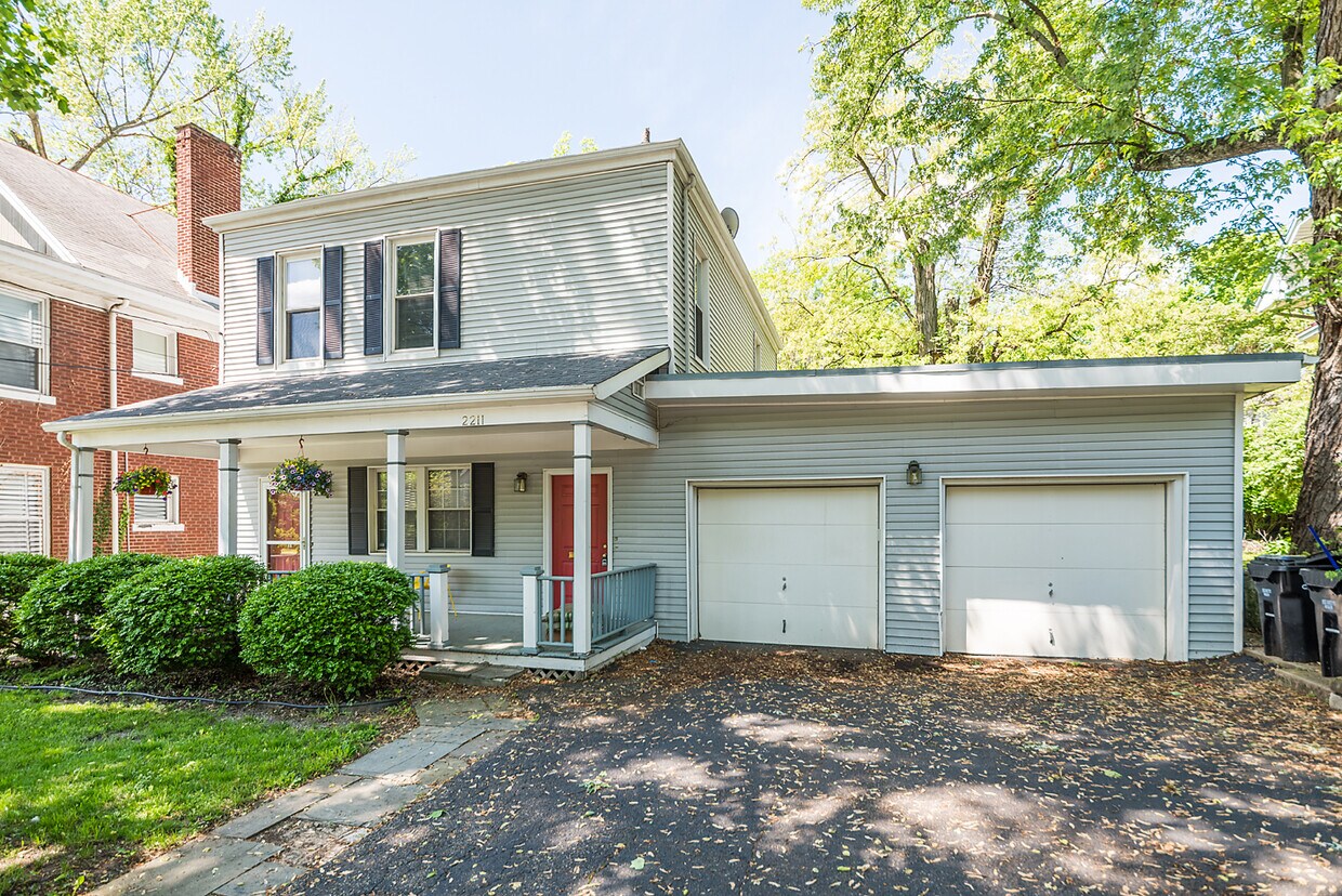 Foto principal - 2211 Kemper Ln