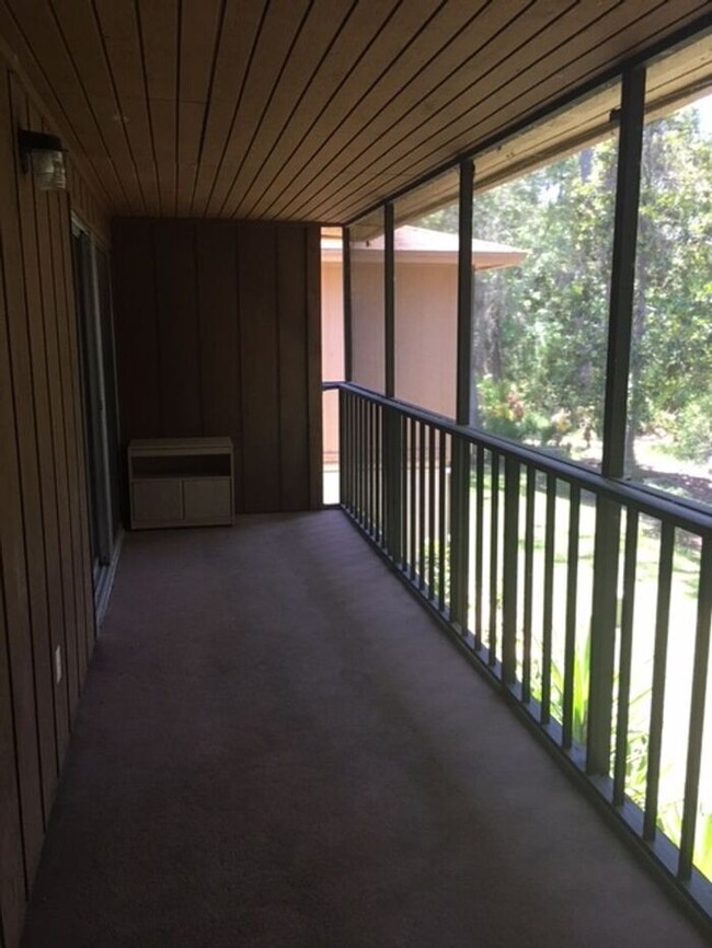 Foto del edificio - MUST ACT NOW... 2/2 in Deltona - Available...