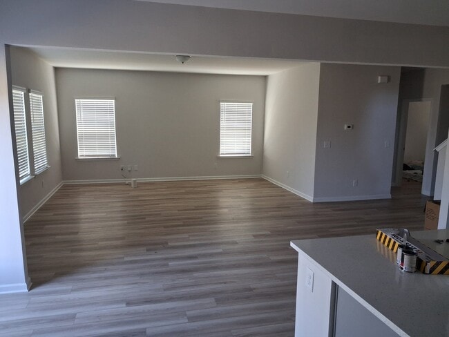 Foto del edificio - 25743 Finchley Dr