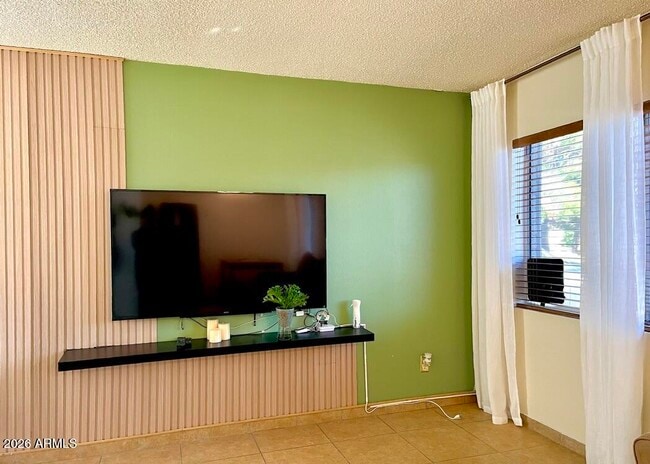 Foto del edificio - 15408 N 23rd St