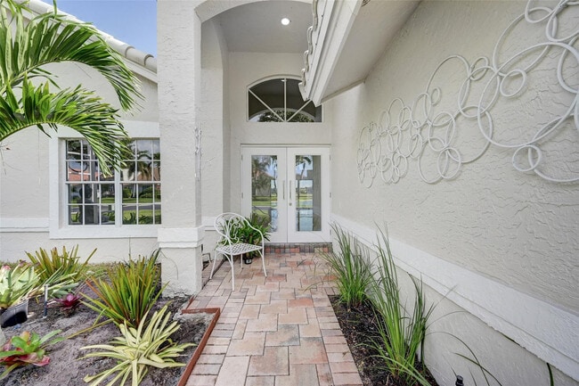 Building Photo - 6014 Golf Villas Dr