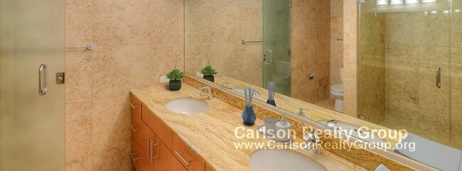 Building Photo - 330 E Upper Wacker Dr