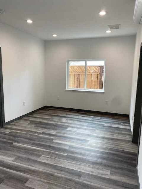 Foto del edificio - 579 N 22nd St