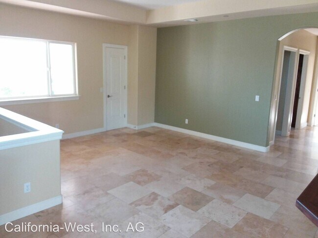 Foto del edificio - 3 br, 3 bath House - 1640 LAGUNA