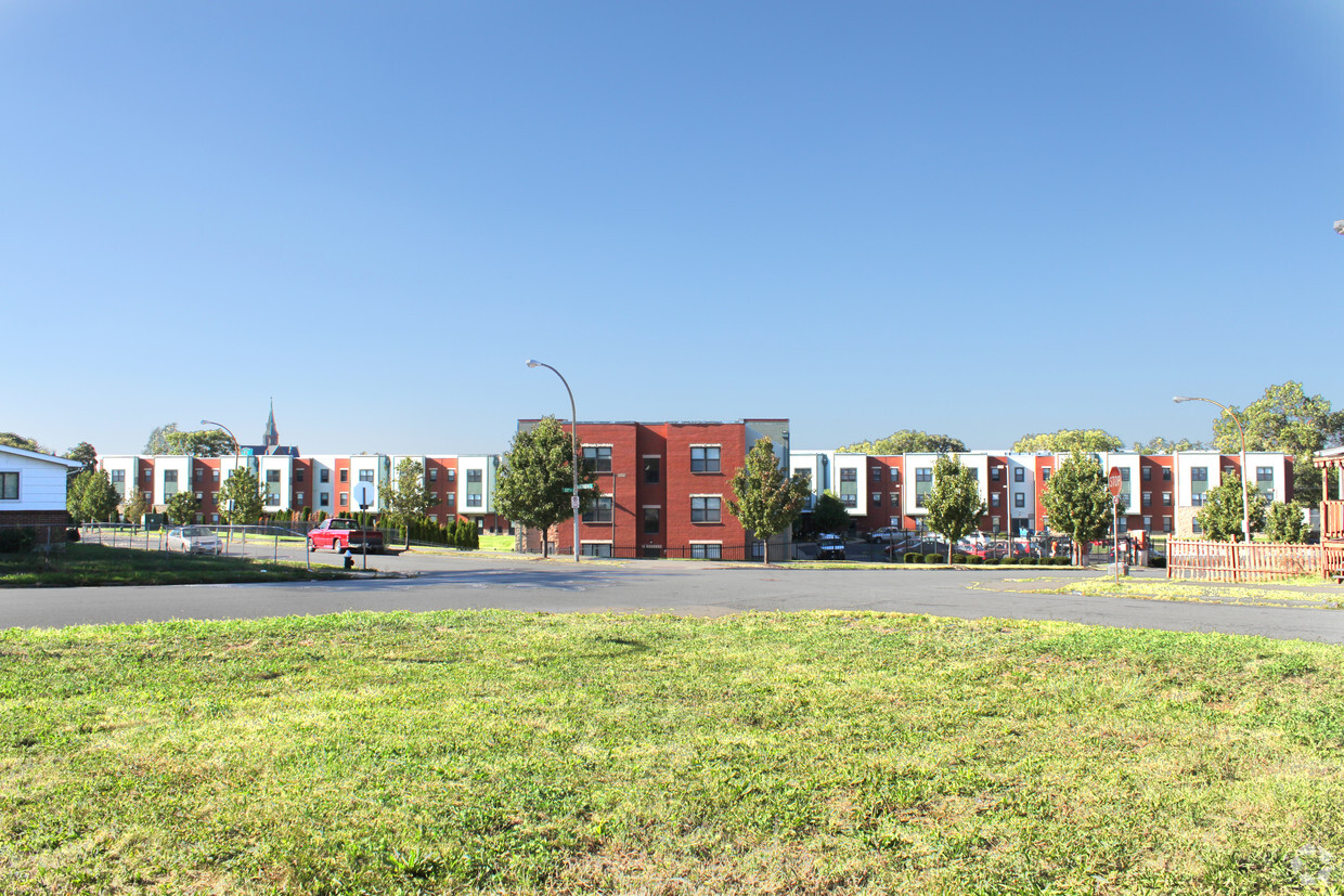 Building Photo - Sullivan Place Apartments