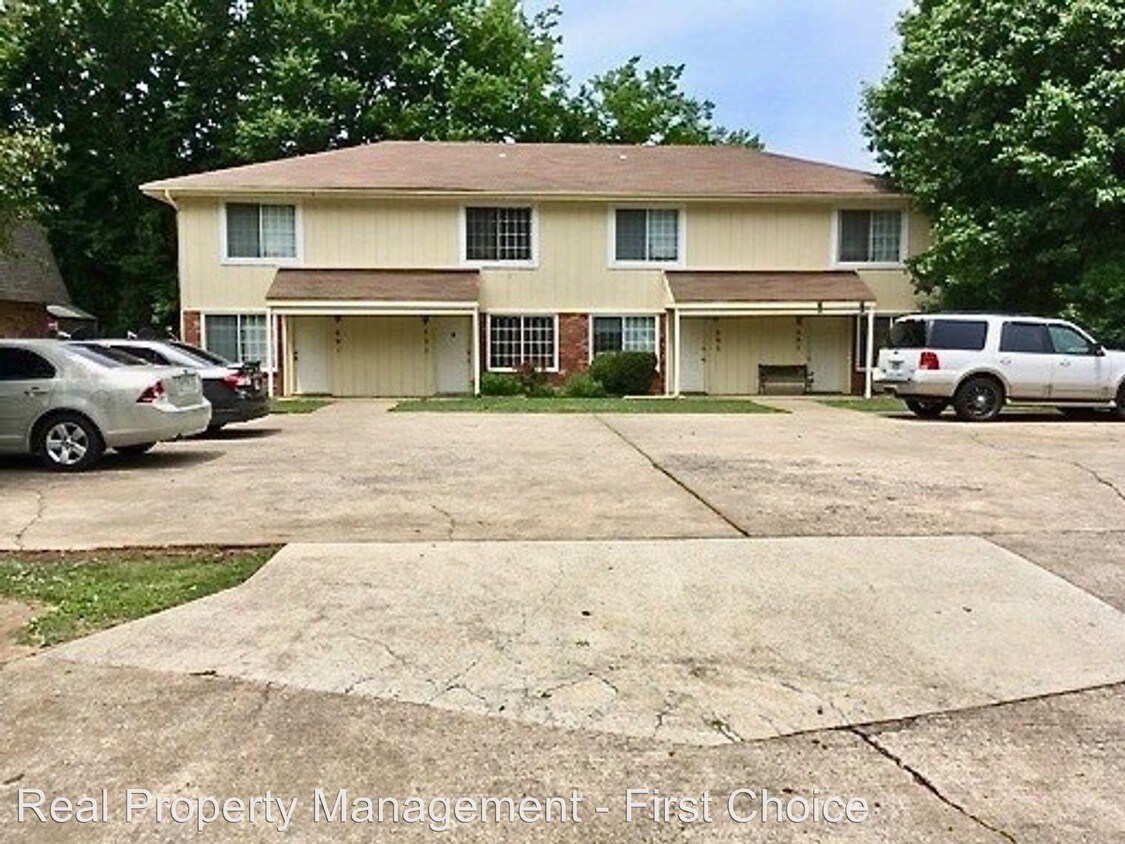 Foto principal - 691-697 N Betty Jo Dr