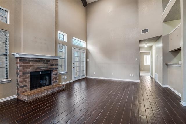 Foto del edificio - 4803 Clover Haven St