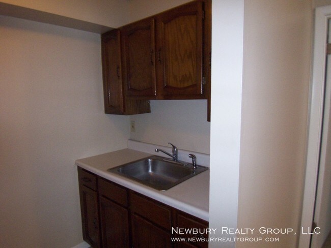 Foto del edificio - first floor 1 BR apartment