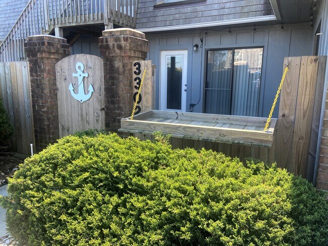 Foto del edificio - 3302 Barnacle Ln