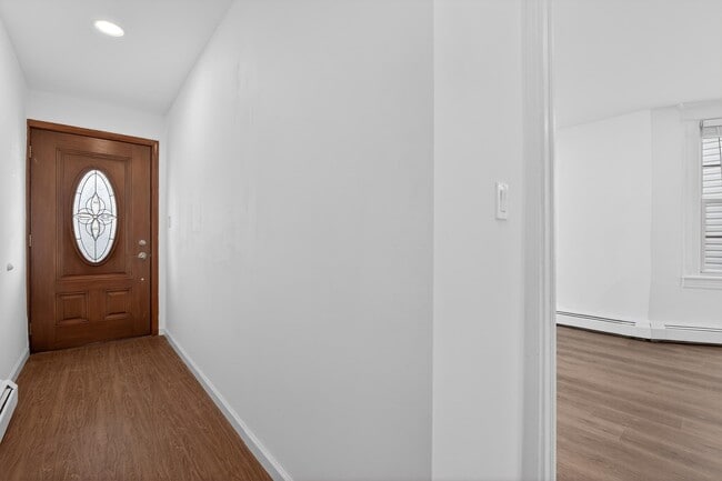 Building Photo - 187 Avenue C