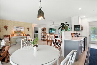 Building Photo - 578 14th St N