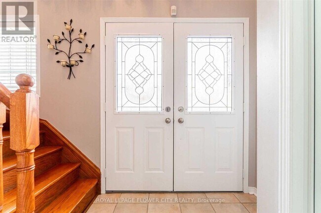 Photo du bâtiment - 65 Sedgewick Cir