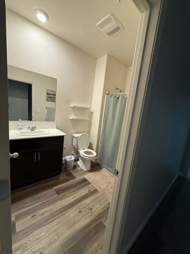 Building Photo - North Merced Location 4bedroom 2 bath