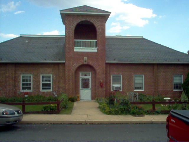 Building Photo - 3215 Broad St