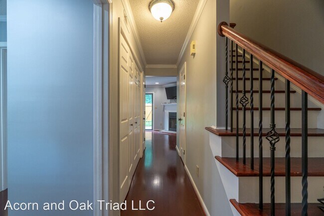 Building Photo - 2 br, 2 bath House - 315 Oak Arbor Lane