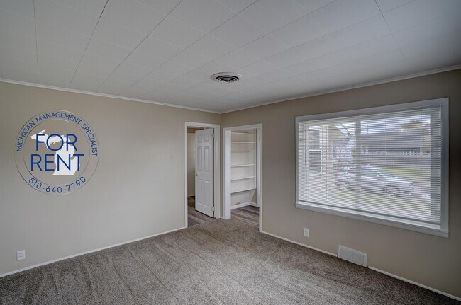 Foto del edificio - 1389 Kenneth St