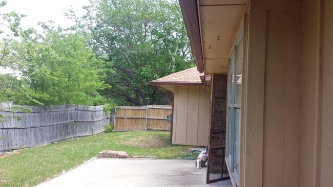 Foto del edificio - Beautiful 4 Bedroom in Garland!