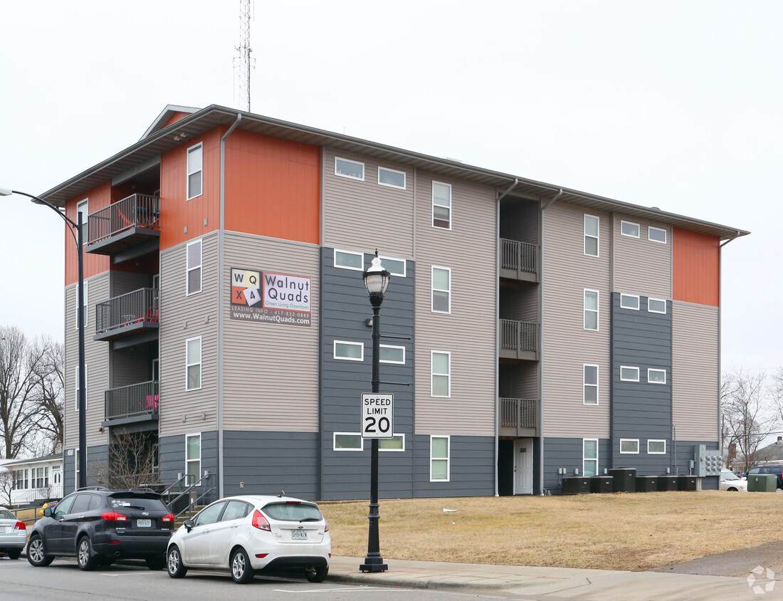 Foto del edificio - Walnut Quads