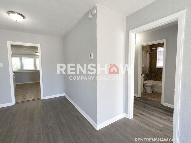 Foto del edificio - Adorable 2/1 In Memphis Now Available For ...