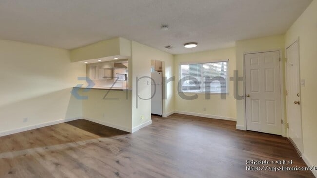 Foto del edificio - 2308 Peppertree Way