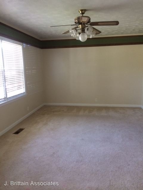 Building Photo - 3 br, 2 bath House - 350 Greenleaf Street