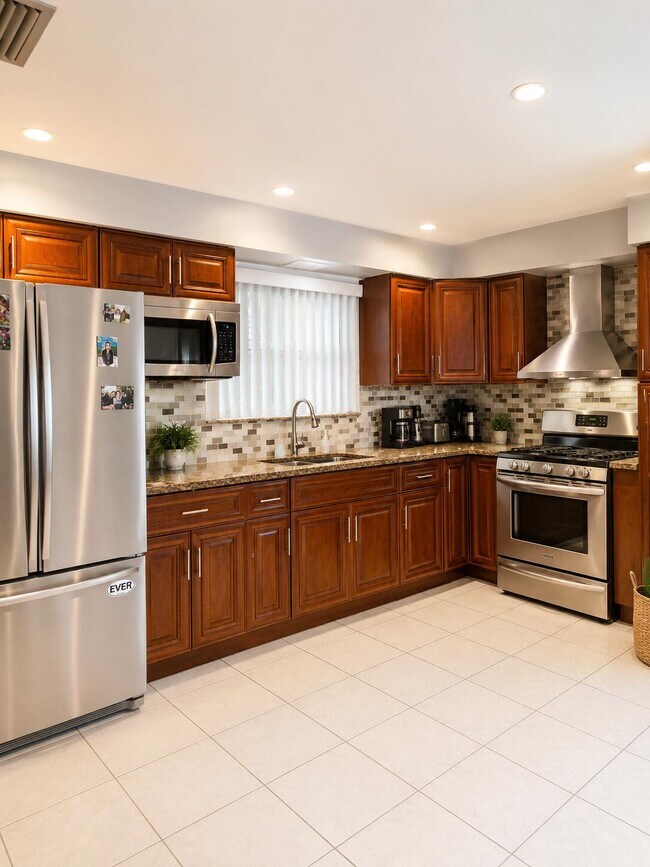 Foto del edificio - 101 SW 64th Ave