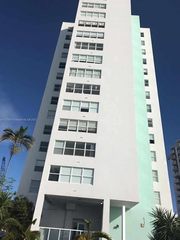 1250 West Ave Unit 6O, Miami Beach, FL 33139 Condo for Rent in Miami