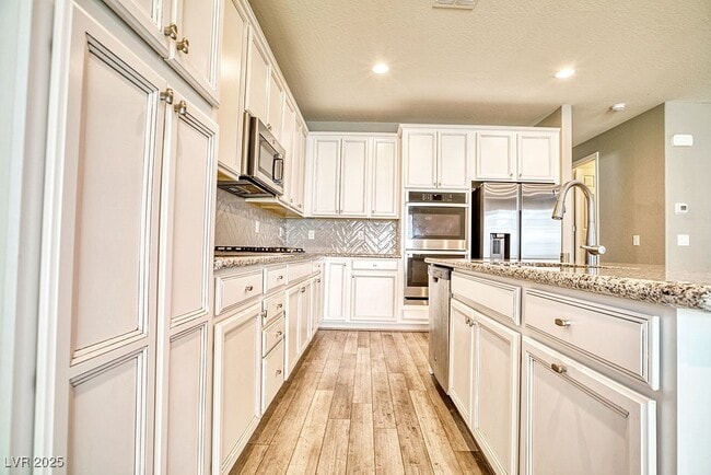Foto del edificio - 873 Ariel Heights Ave
