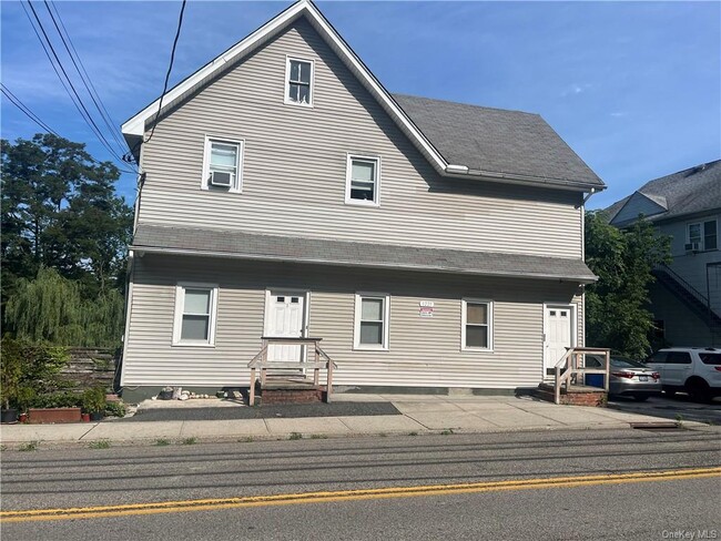 Building Photo - 1225 E Main St
