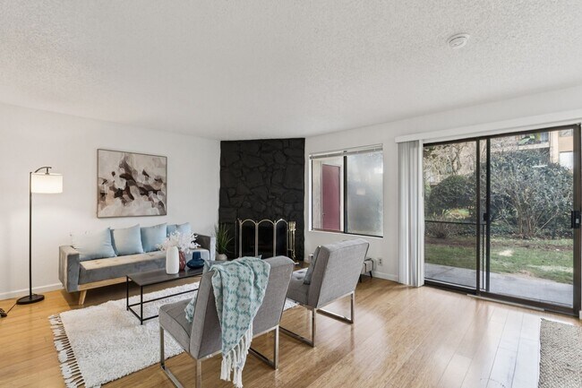 Foto del edificio - 16225 NE 12th Ct
