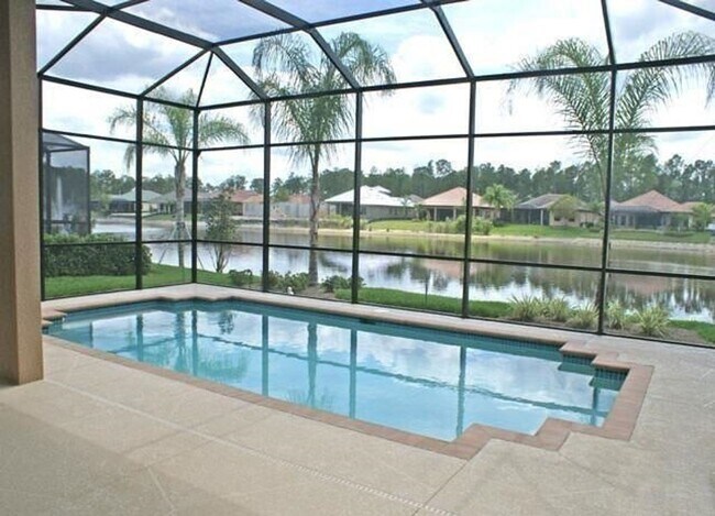 Foto del edificio - ** AVAILABLE AGAIN FOR DEC- FEBRUARY 2027 **  3 PLUS A DEN AND ELECTRIC HEATED POOL HOME **