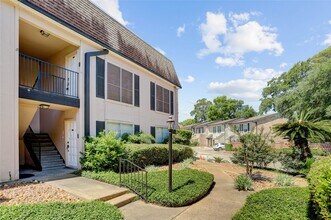 Building Photo - 1807 Stoney Brook Dr
