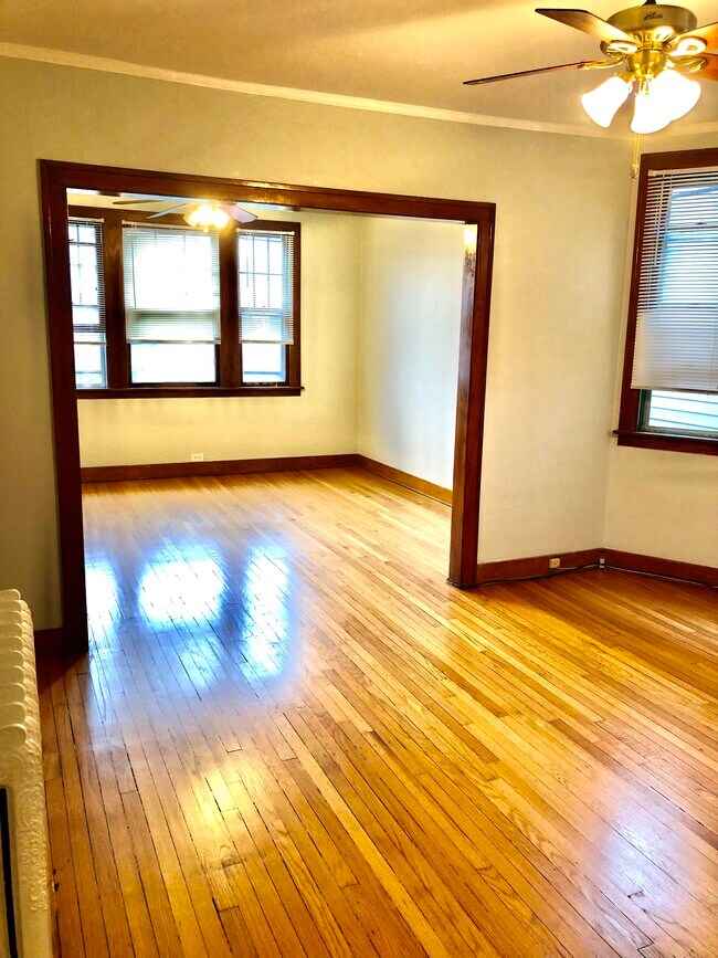 Foto del edificio - 847 Ferdinand Ave