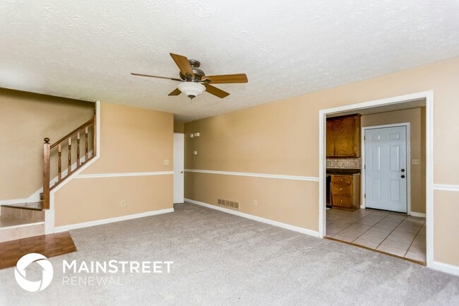 Foto del edificio - 5851 Taylor Creek Dr