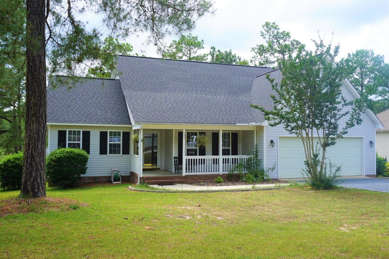 125 Spring Lake Dr, Pinehurst, NC 28374 House Rental in Pinehurst, NC