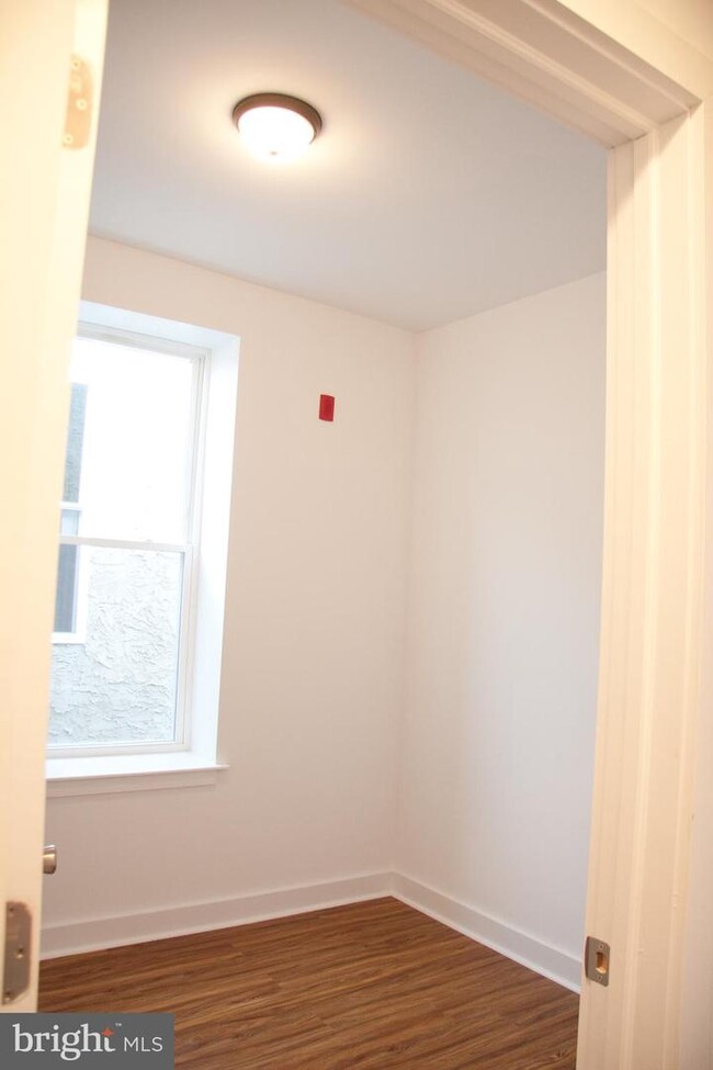 Foto del edificio - 6040 Market St