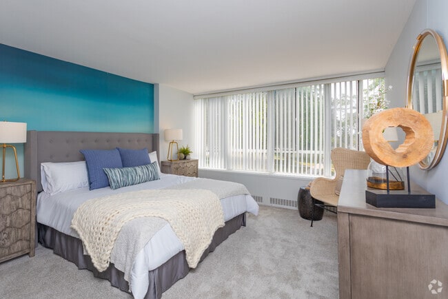 Interior Photo - Lake Meadows Apartments