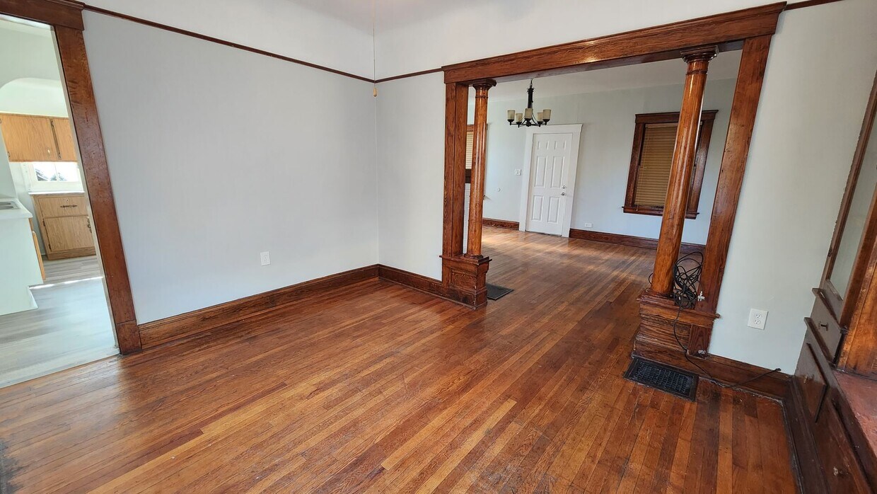 Foto principal - Huge Fireplace Charm