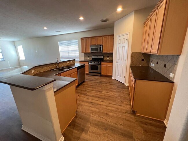 Foto del edificio - 8722 Auburn Glen Ln