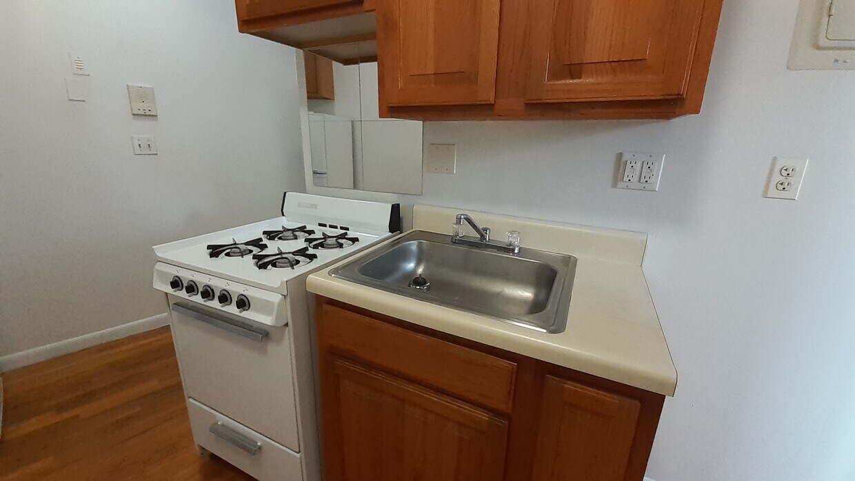 Foto principal - 37 1/2 Allen St