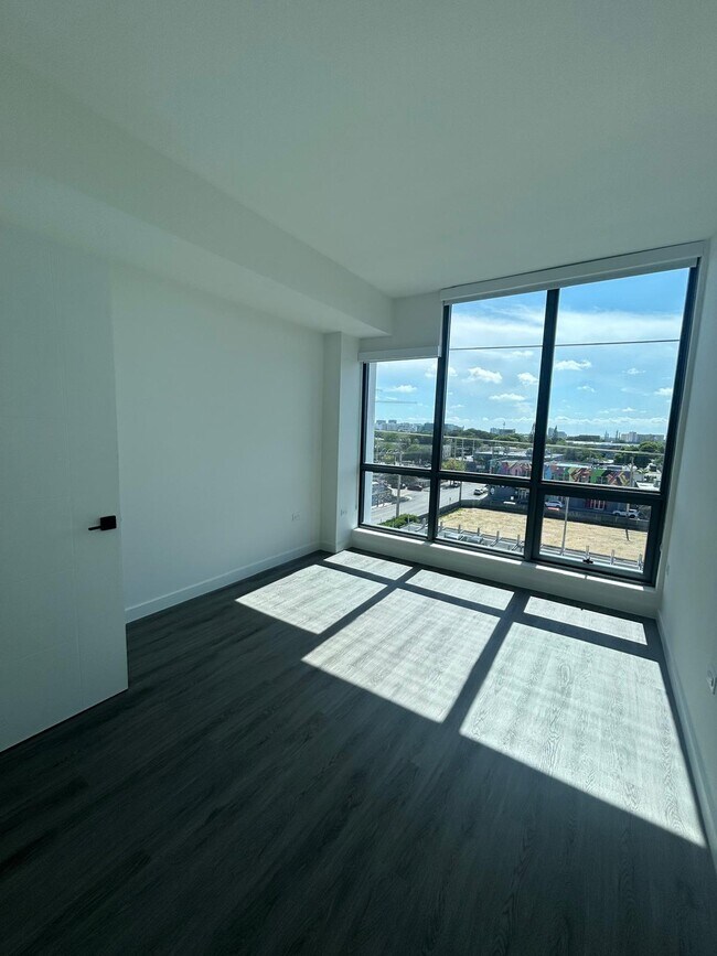 Foto del edificio - 34 NW 26th St