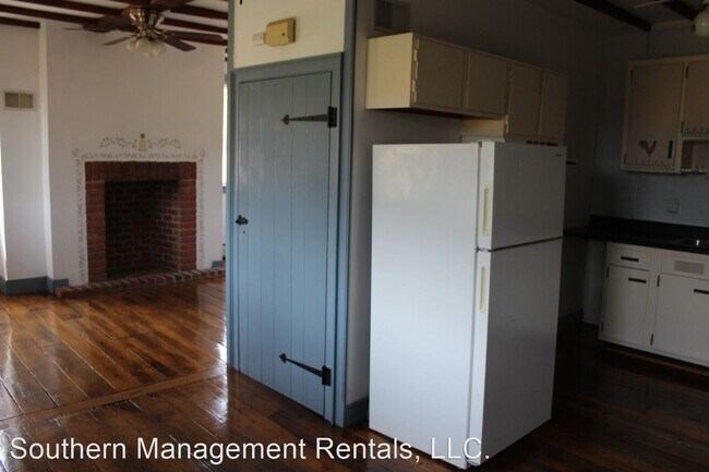 Building Photo - 3 br, 1 bath House - 4218 Messersmith Road