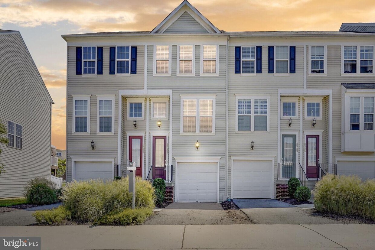 Photo - 8381 Scotland Loop (Manassas, VA)