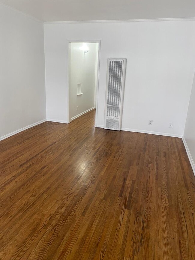 Building Photo - 1227 14th St