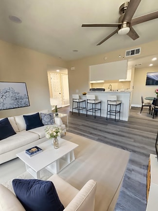 Building Photo - 28166 Via Princesa