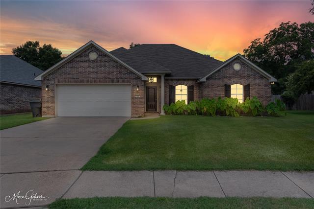 Foto principal - 304 Avondale Ln