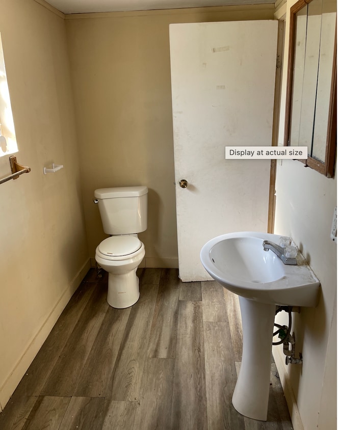 Building Photo - 7908 Siskin Avenue